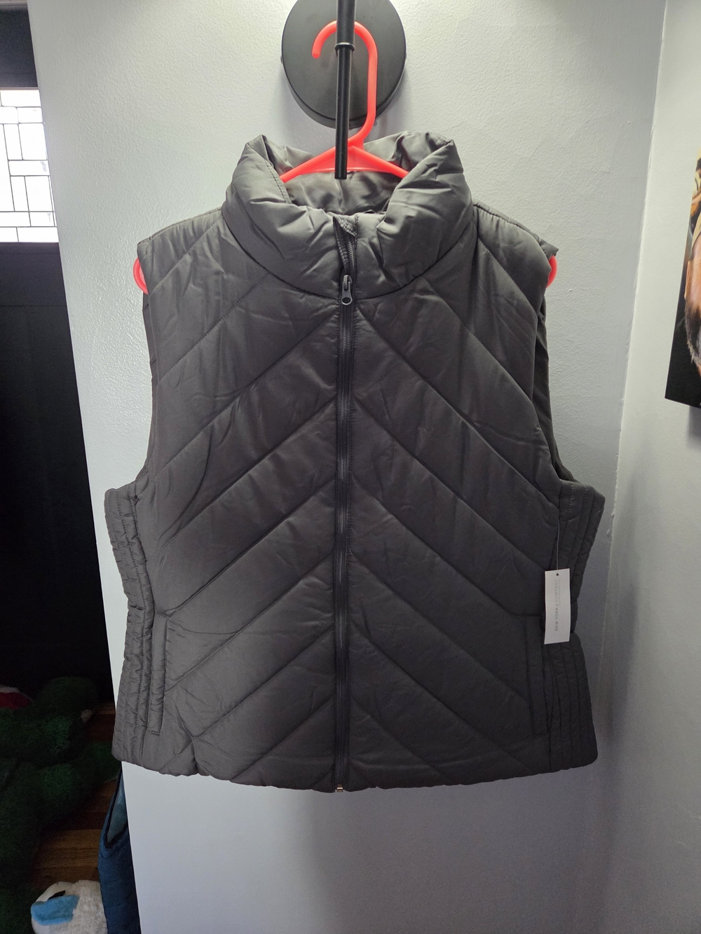 New York & Company Womens Quilted Puffer Vest - GREY